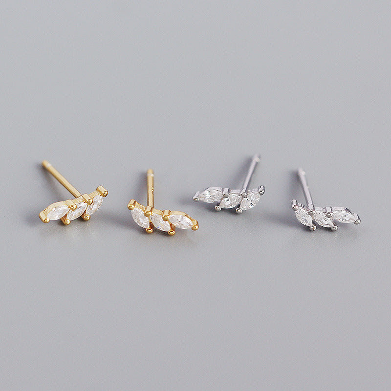 Preorder: Dainty Petal Studs