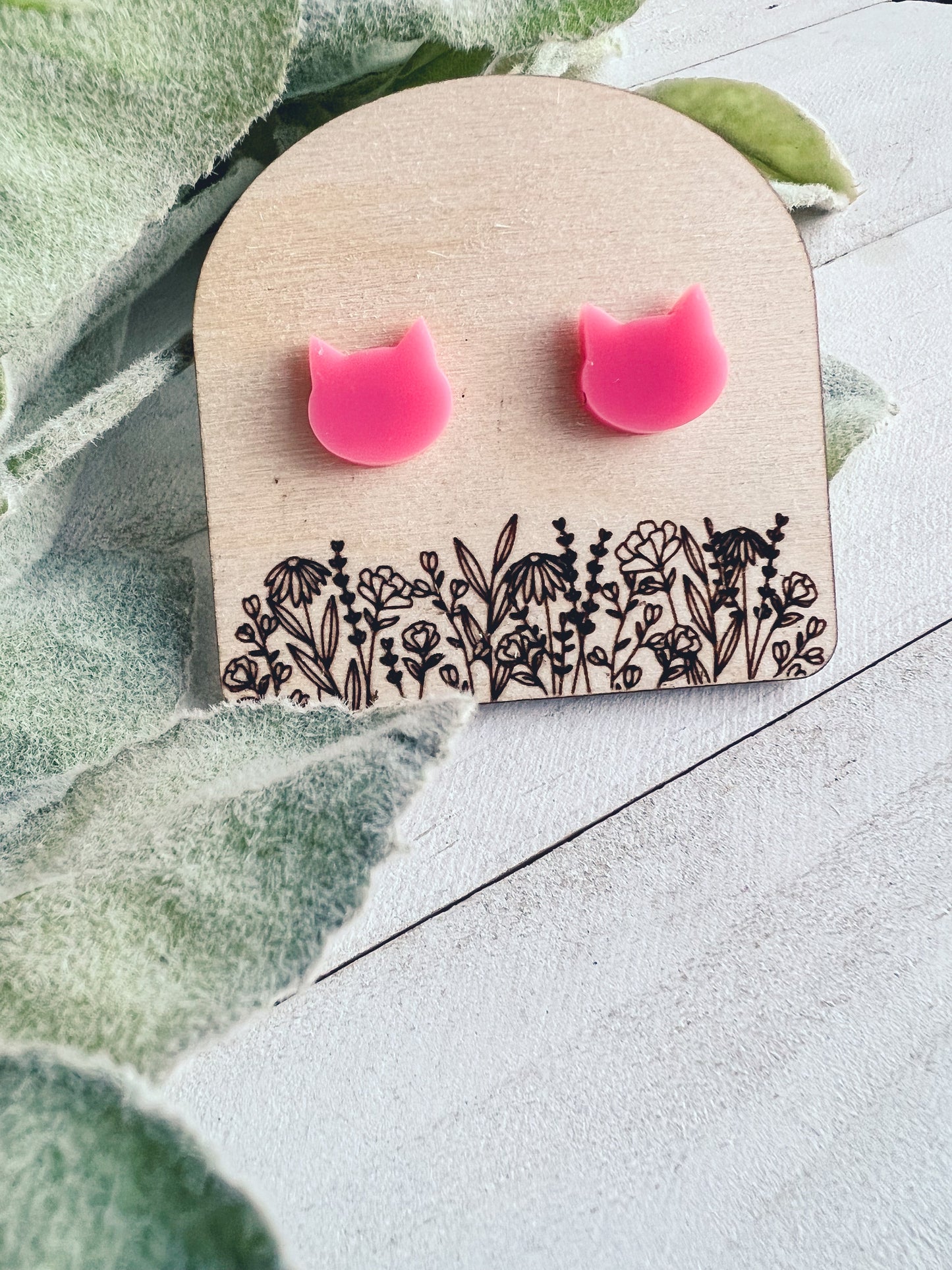 Cat stud earrings