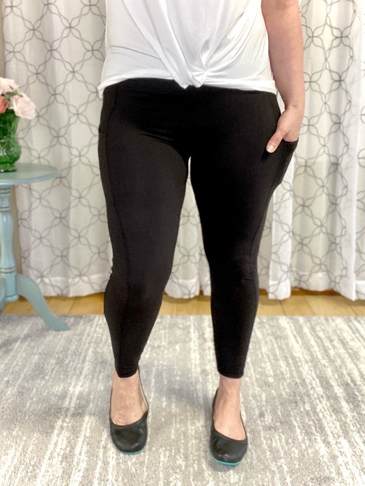 On The Go Leggings in Black